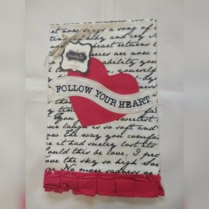 NWT Mud Pie Rare 2011 Valentine's Day Tea Towel